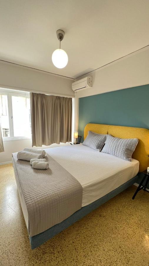 Crown Syntagma Apartment Aten Exteriör bild